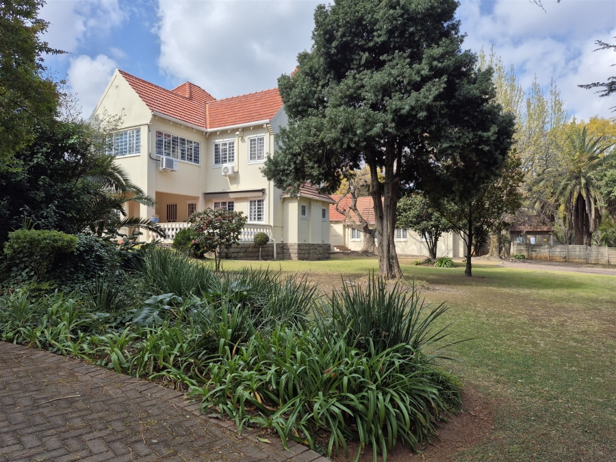 Commercial Property for Sale in Saxonwold Gauteng