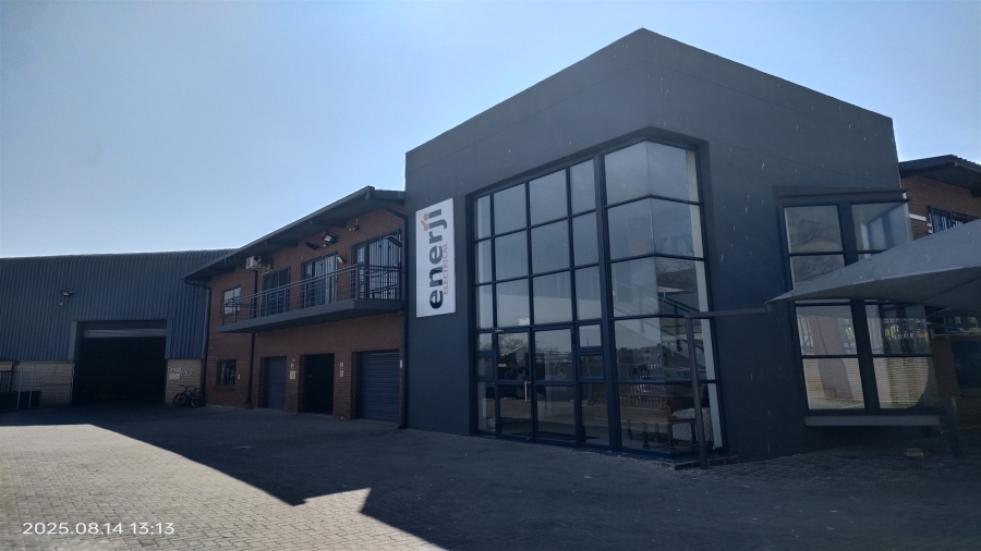 To Let commercial Property for Rent in North Riding Gauteng