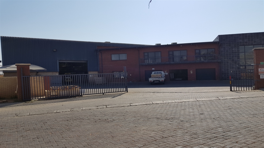 To Let commercial Property for Rent in North Riding Gauteng