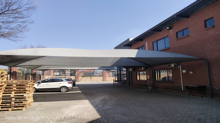 To Let commercial Property for Rent in North Riding Gauteng