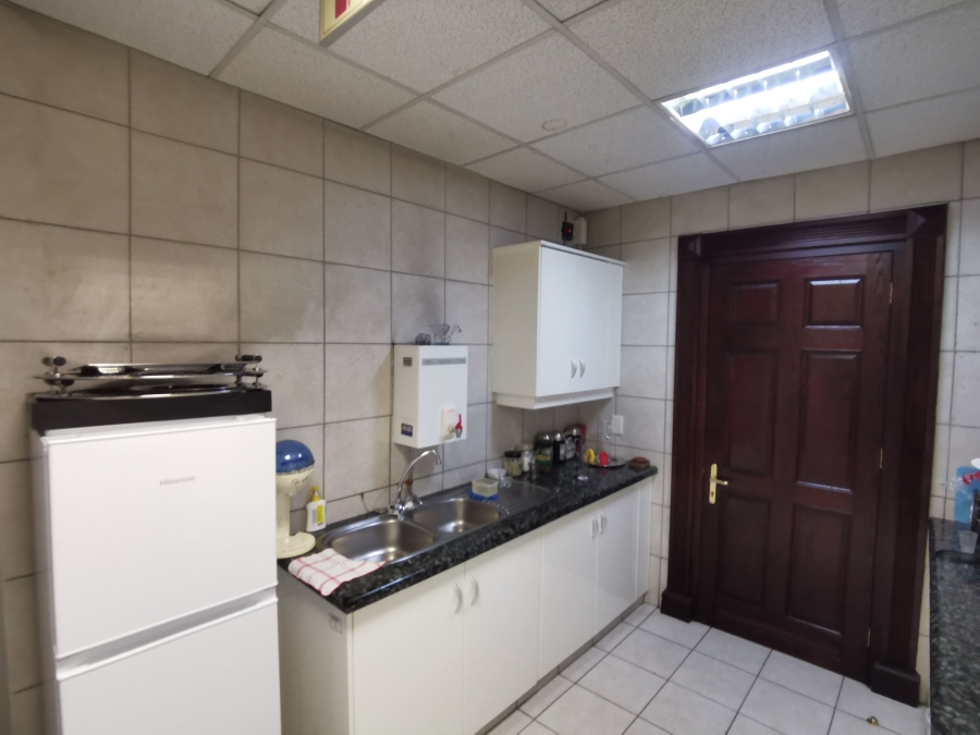 To Let commercial Property for Rent in Houghton Estate Gauteng