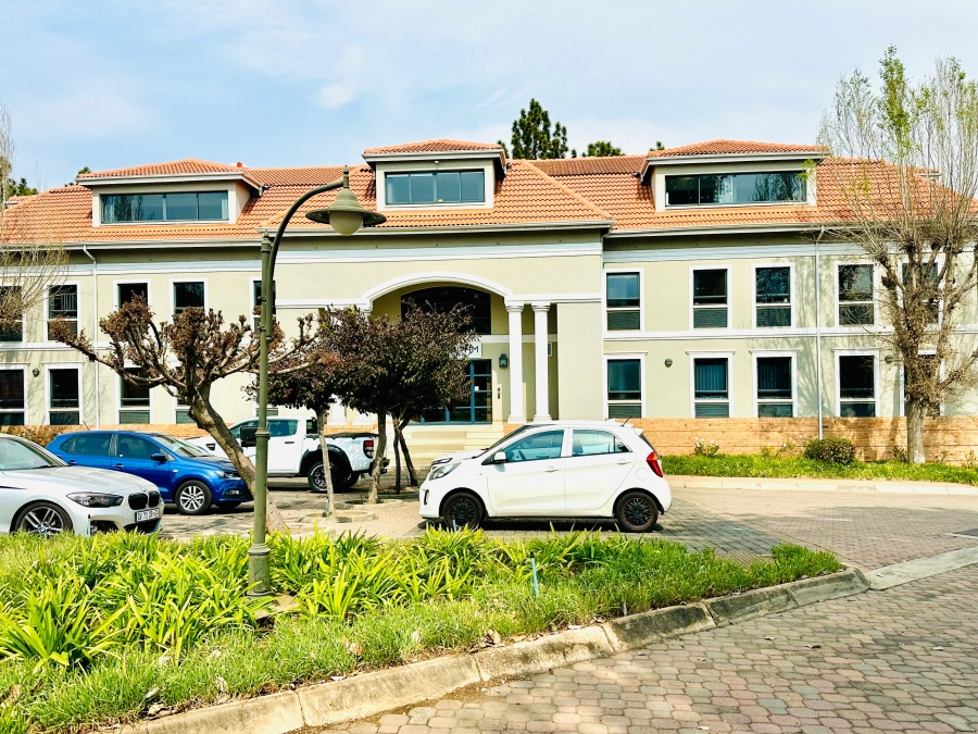 To Let commercial Property for Rent in Woodmead Gauteng