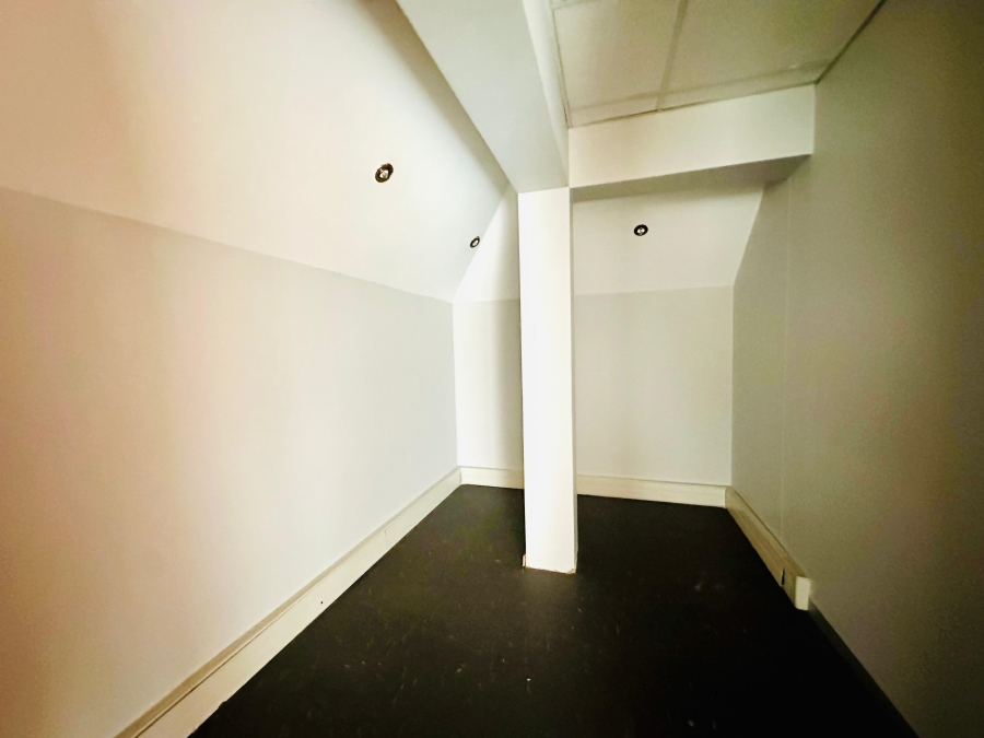 To Let commercial Property for Rent in Woodmead Gauteng