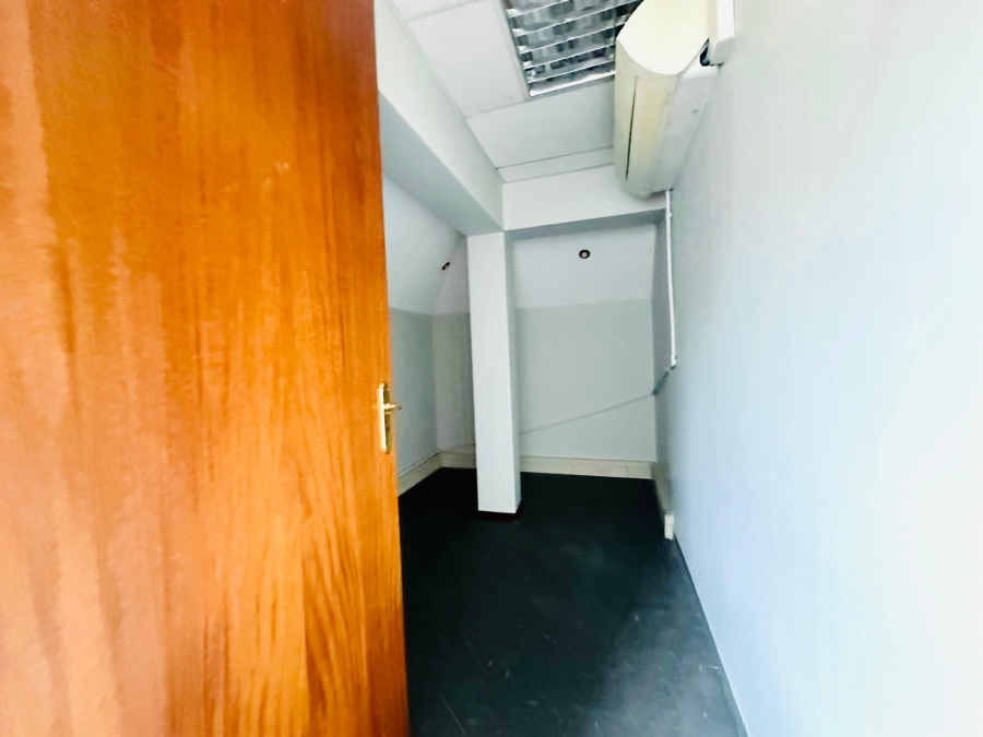 To Let commercial Property for Rent in Woodmead Gauteng