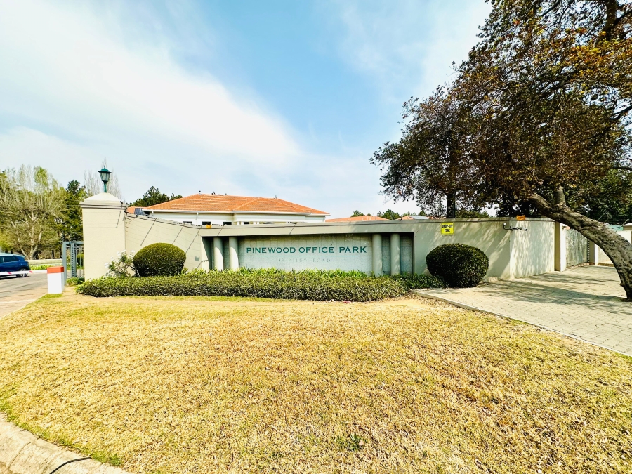 To Let commercial Property for Rent in Woodmead Gauteng