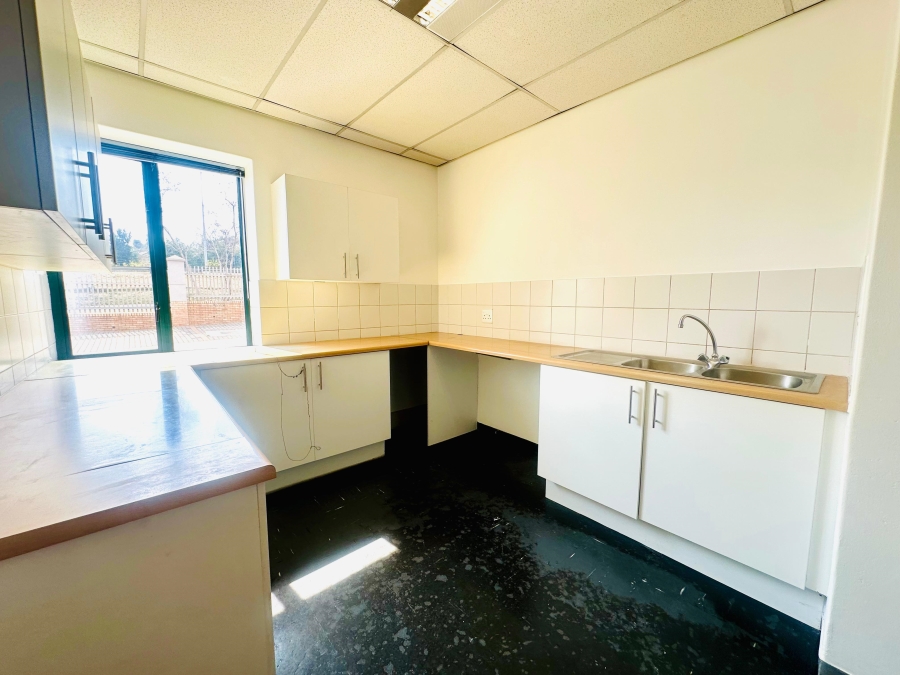 To Let commercial Property for Rent in Woodmead Gauteng