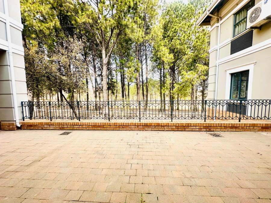 To Let commercial Property for Rent in Woodmead Gauteng