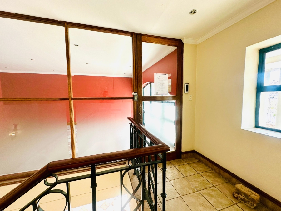 To Let commercial Property for Rent in Woodmead Gauteng