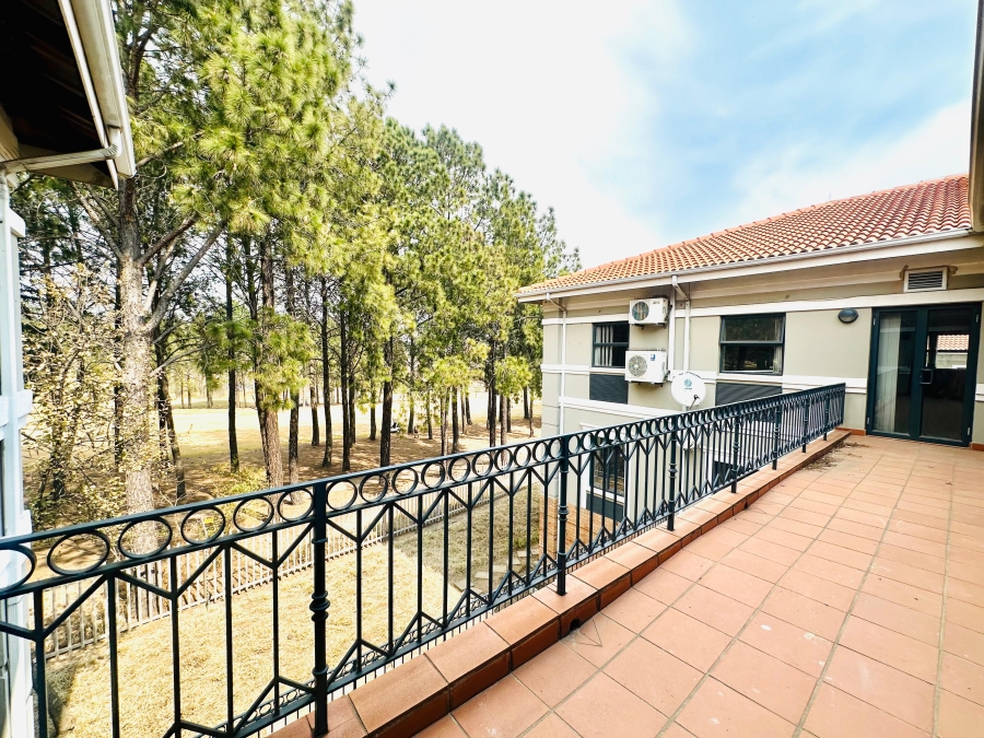 To Let commercial Property for Rent in Woodmead Gauteng