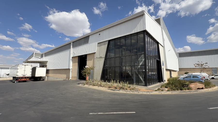 To Let commercial Property for Rent in Airport Park Gauteng