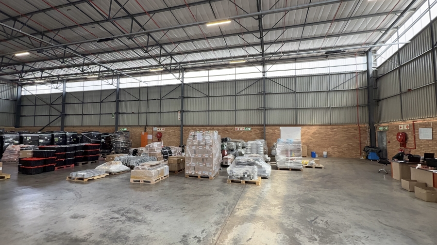 To Let commercial Property for Rent in Airport Park Gauteng
