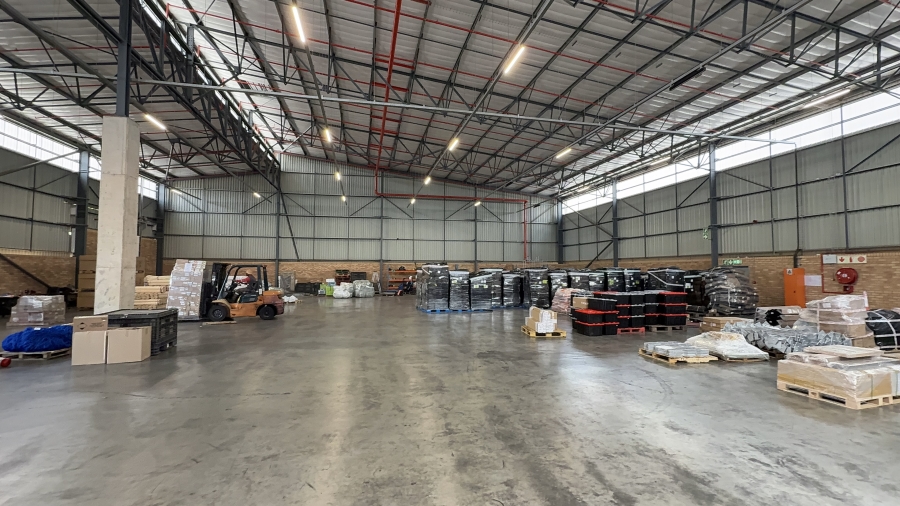 To Let commercial Property for Rent in Airport Park Gauteng