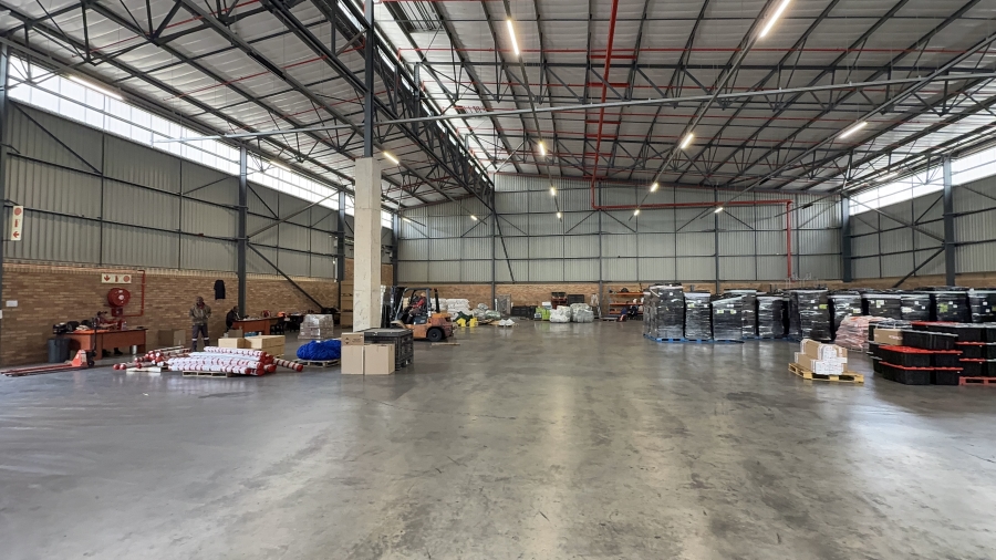 To Let commercial Property for Rent in Airport Park Gauteng