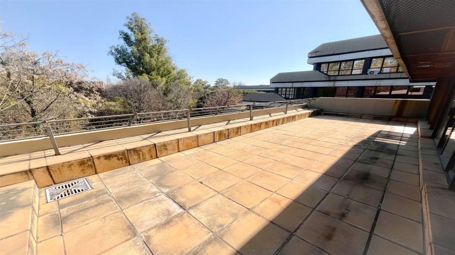 To Let commercial Property for Rent in Essexwold Gauteng