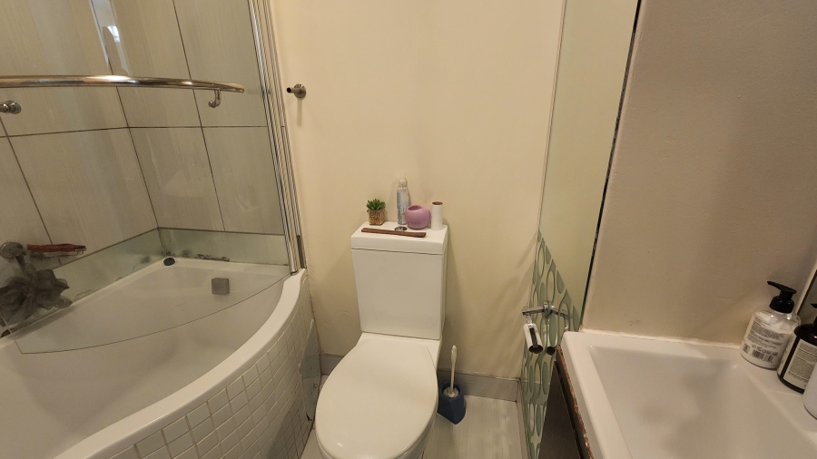 To Let 1 Bedroom Property for Rent in Edenburg Gauteng