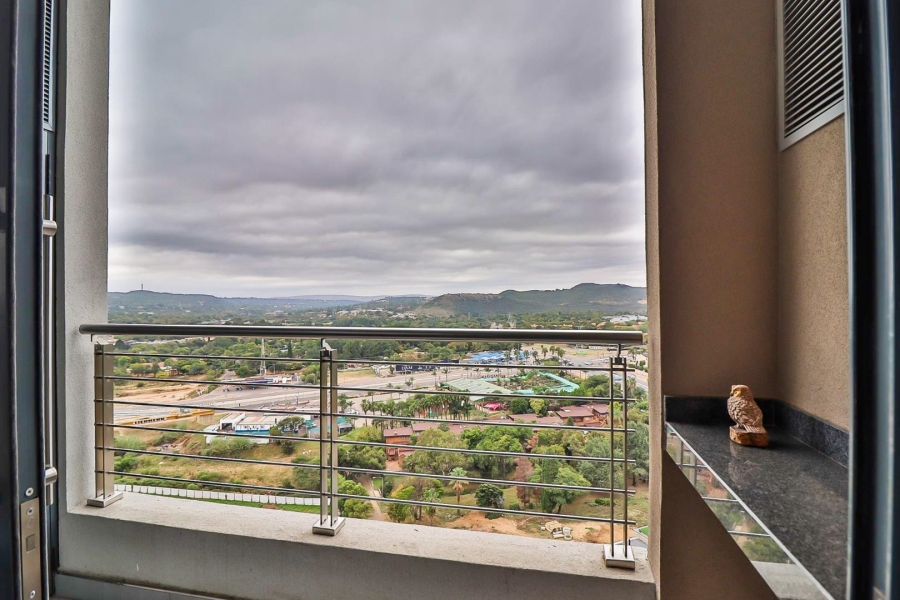 2 Bedroom Property for Sale in Menlyn Gauteng