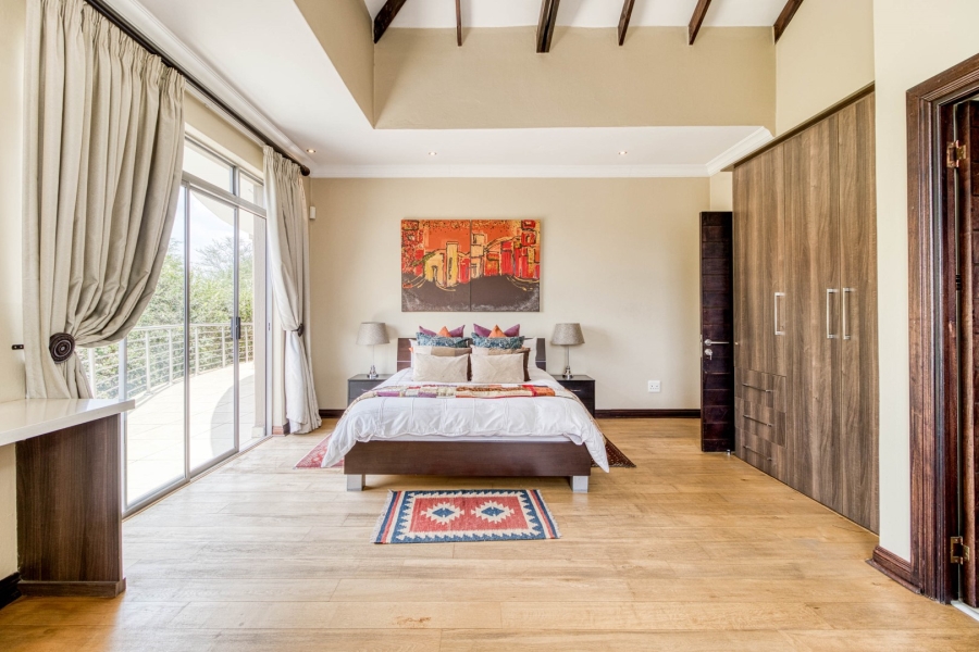 4 Bedroom Property for Sale in Woodmead Gauteng