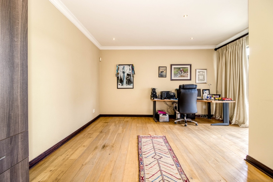 4 Bedroom Property for Sale in Woodmead Gauteng