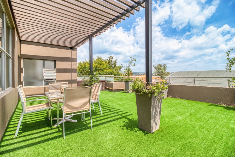 4 Bedroom Property for Sale in Woodmead Gauteng