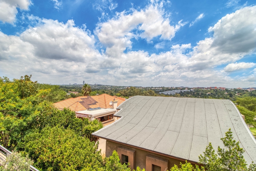 4 Bedroom Property for Sale in Woodmead Gauteng