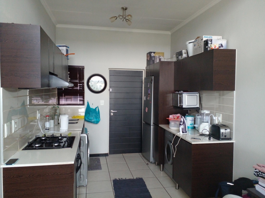 2 Bedroom Property for Sale in Greenstone Gate Gauteng