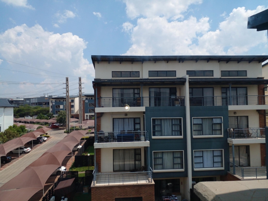 2 Bedroom Property for Sale in Greenstone Gate Gauteng