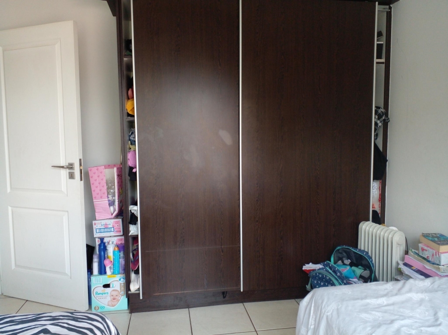 2 Bedroom Property for Sale in Greenstone Gate Gauteng