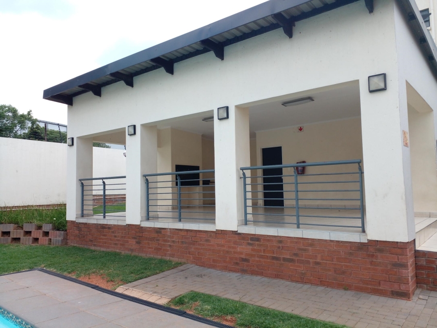 2 Bedroom Property for Sale in Greenstone Gate Gauteng