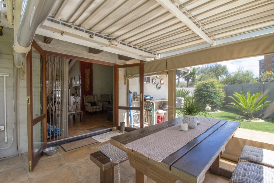 3 Bedroom Property for Sale in Elardus Park Gauteng