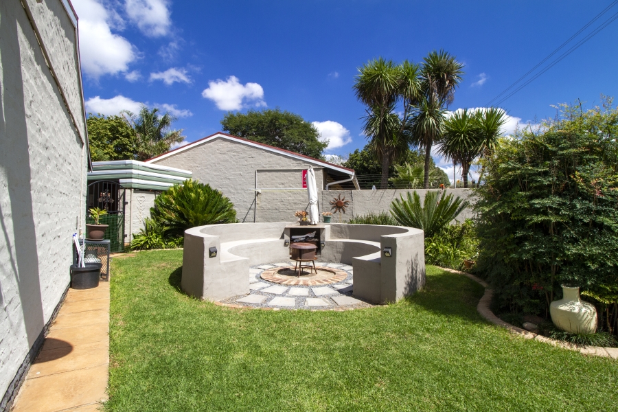 3 Bedroom Property for Sale in Elardus Park Gauteng