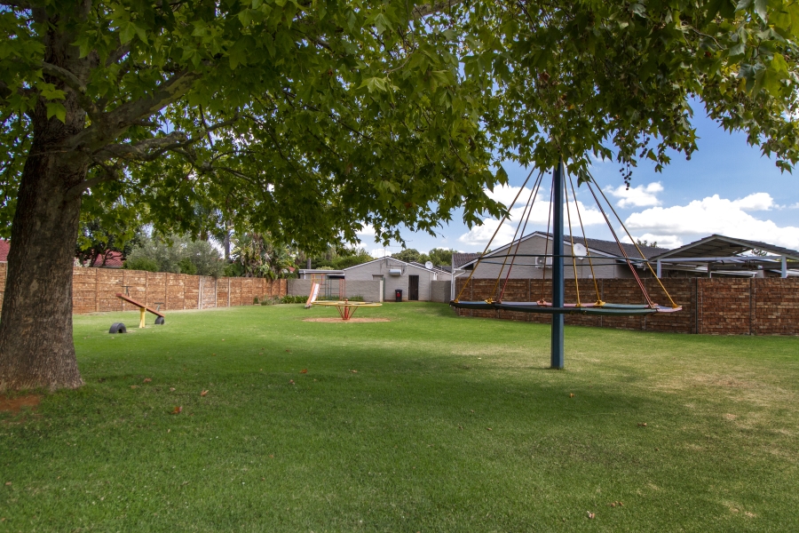 3 Bedroom Property for Sale in Elardus Park Gauteng