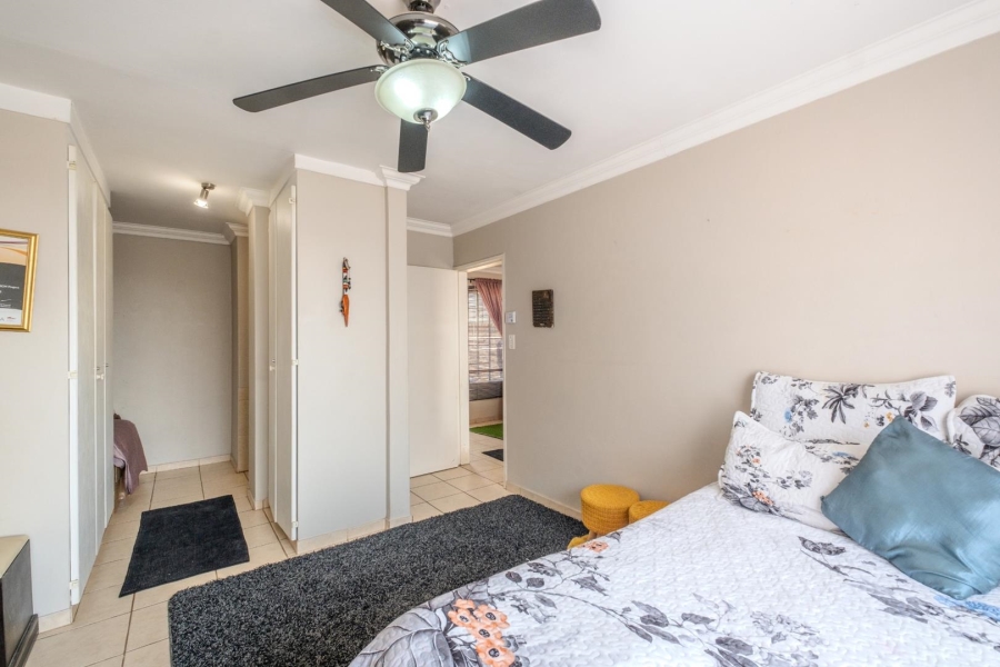 3 Bedroom Property for Sale in Waterkloof Park Gauteng