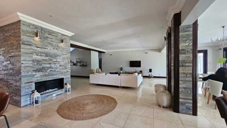 5 Bedroom Property for Sale in Sable Hills Gauteng