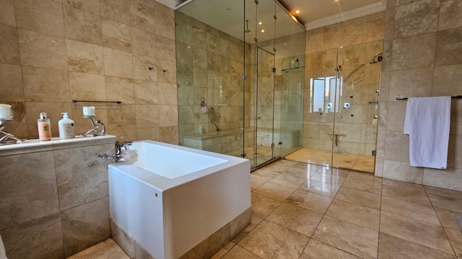 5 Bedroom Property for Sale in Sable Hills Gauteng