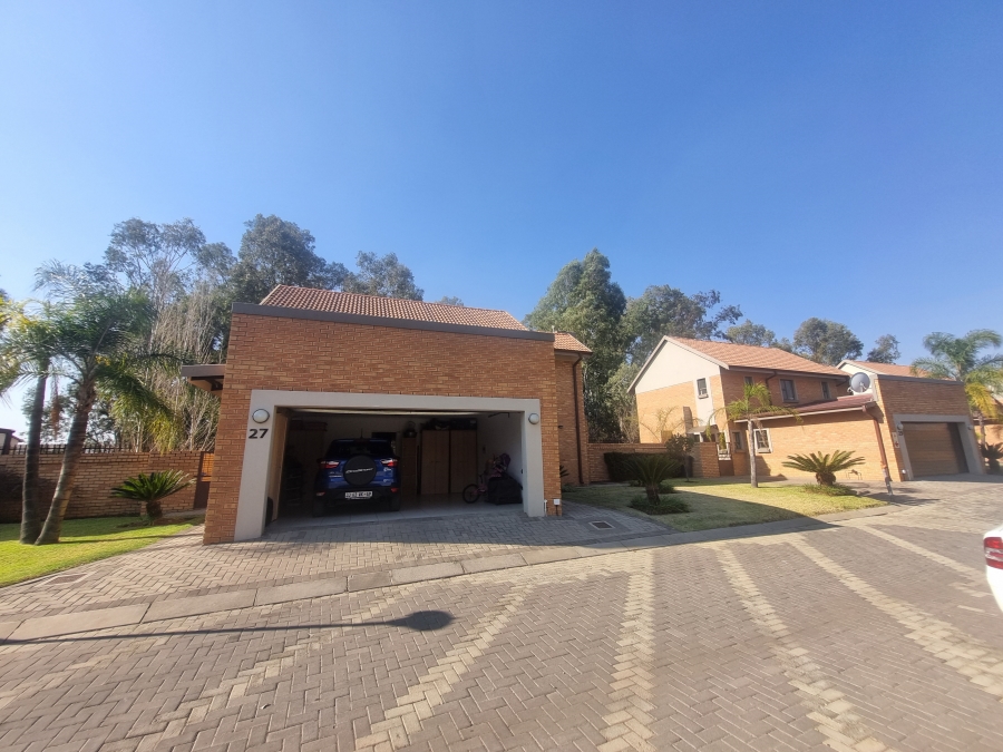 To Let 3 Bedroom Property for Rent in Equestria Gauteng