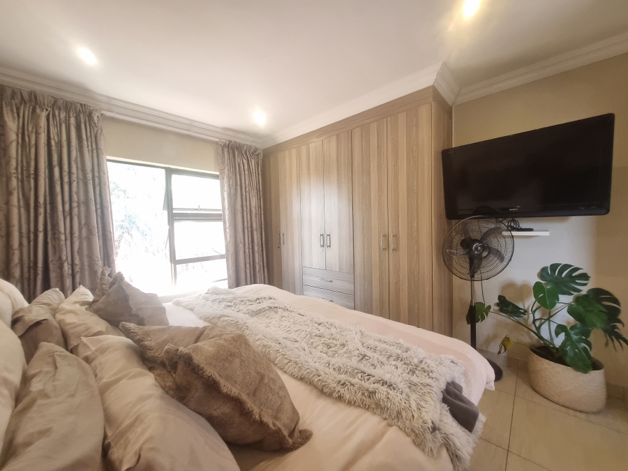 To Let 3 Bedroom Property for Rent in Equestria Gauteng