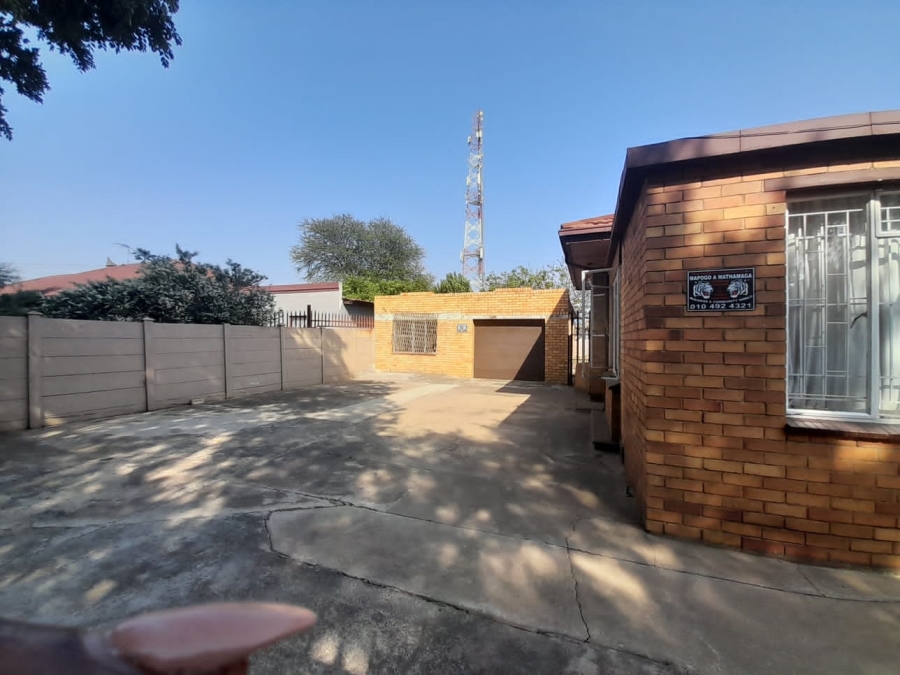 3 Bedroom Property for Sale in West Porges Gauteng