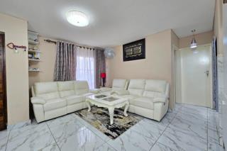 2 Bedroom Property for Sale in Ridgeway Gauteng