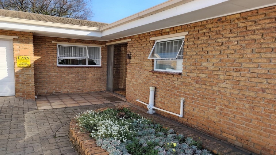 3 Bedroom Property for Sale in Vanderbijlpark SW 5 Gauteng