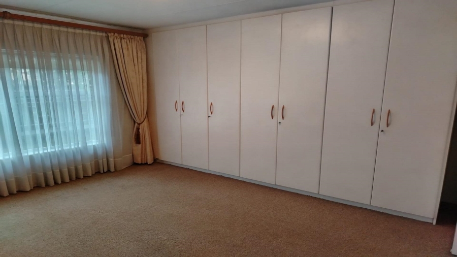 3 Bedroom Property for Sale in Vanderbijlpark SW 5 Gauteng