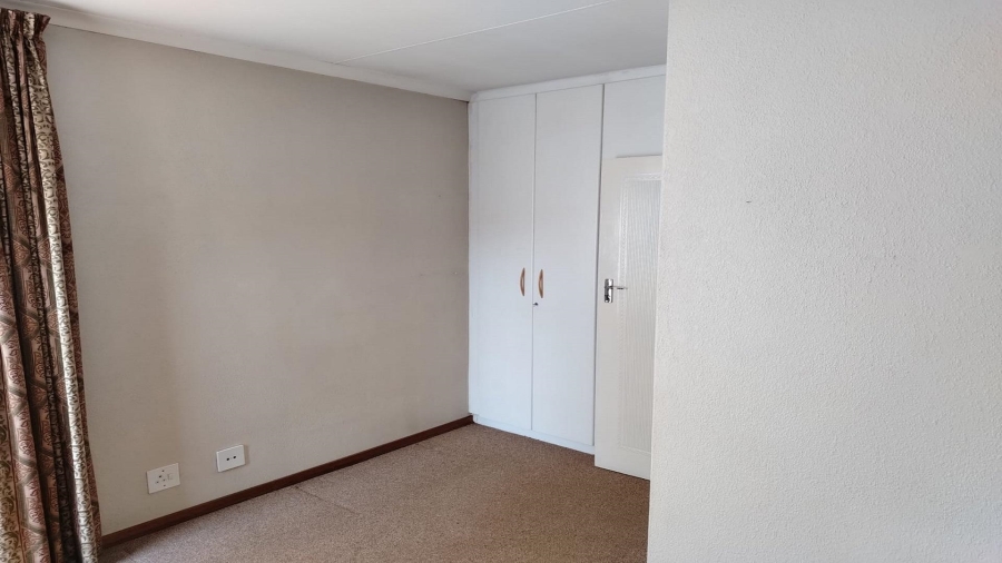 3 Bedroom Property for Sale in Vanderbijlpark SW 5 Gauteng