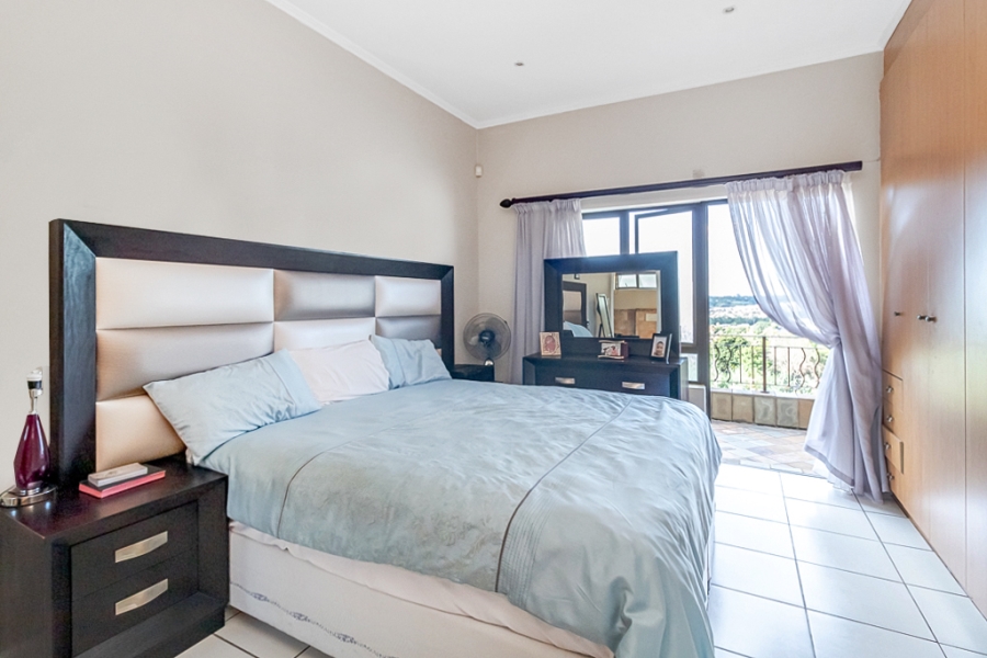 To Let 3 Bedroom Property for Rent in Constantia Kloof Gauteng