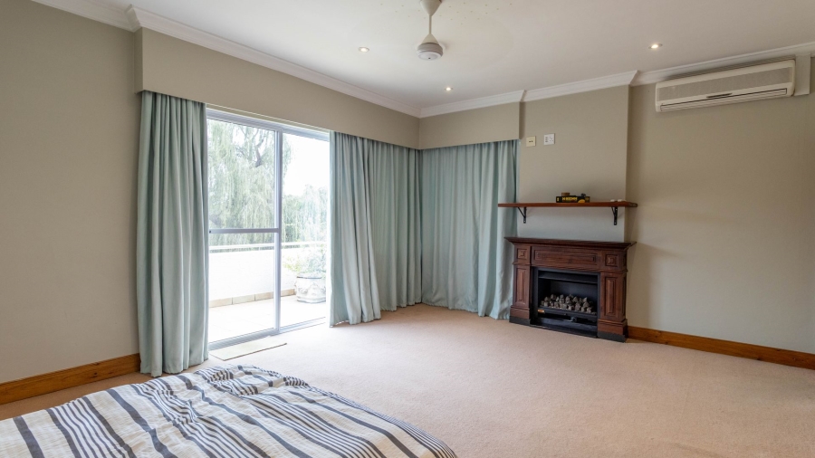5 Bedroom Property for Sale in Centurion Golf Estate Gauteng