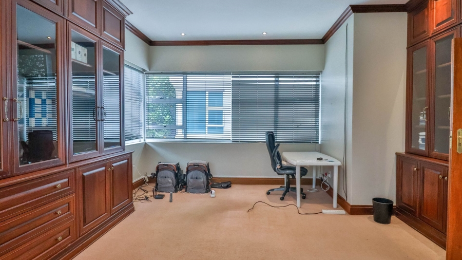 5 Bedroom Property for Sale in Centurion Golf Estate Gauteng