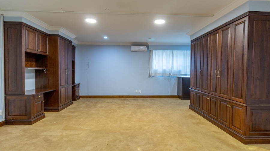 5 Bedroom Property for Sale in Centurion Golf Estate Gauteng