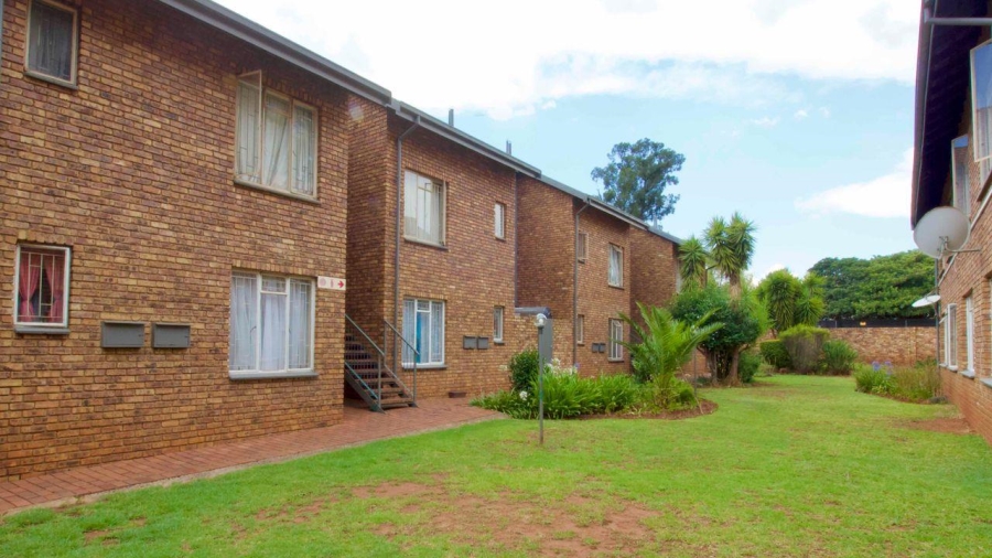 2 Bedroom Property for Sale in Clubview Gauteng