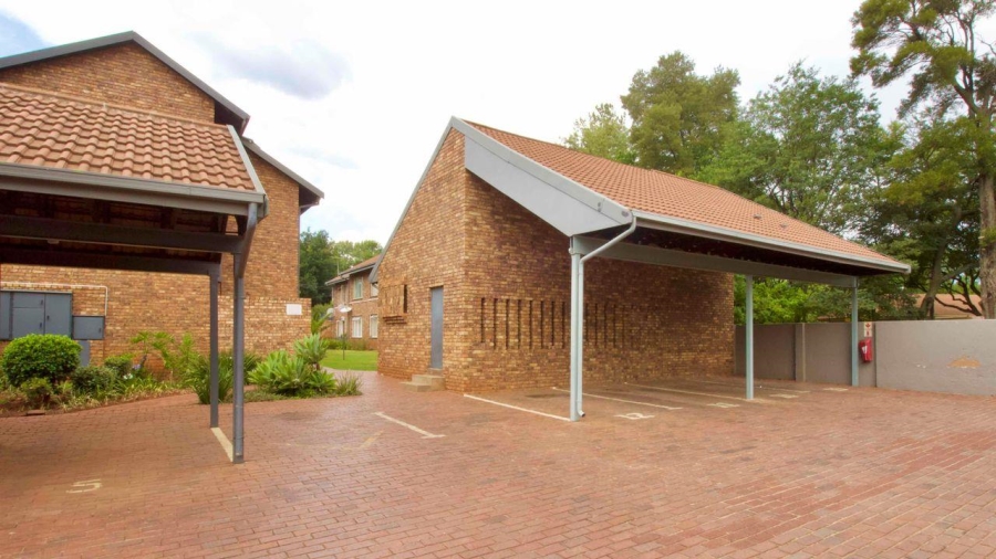 2 Bedroom Property for Sale in Clubview Gauteng