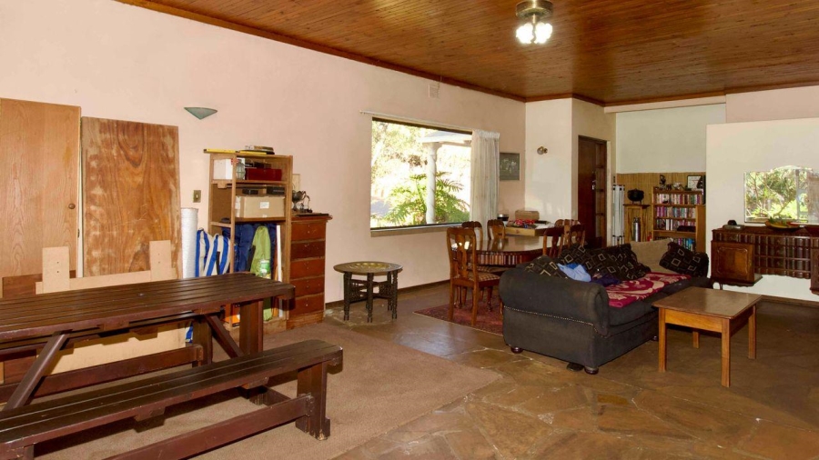 6 Bedroom Property for Sale in Lyttelton Manor Gauteng