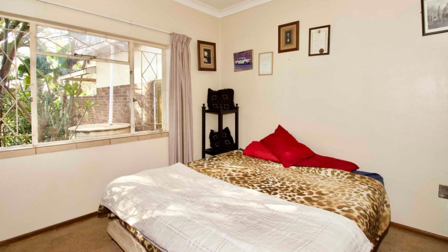 6 Bedroom Property for Sale in Lyttelton Manor Gauteng