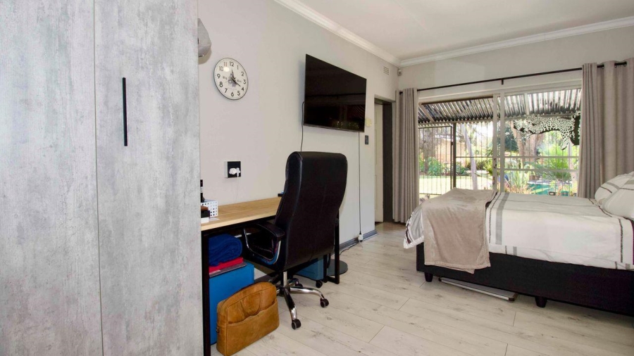 4 Bedroom Property for Sale in Lyttelton Manor Gauteng